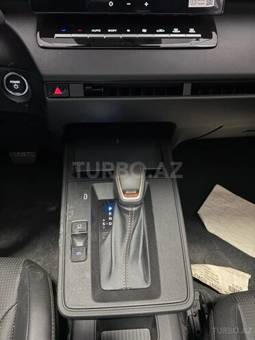 Toyota Corolla Cross 2026, 0 km - 2.0 l - Bakı