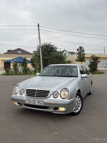 Mercedes E 240 2001, 350,000 km - 2.4 л - Şirvan