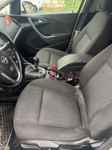 Opel Astra 2013, 342,000 km - 1.7 l - Salyan