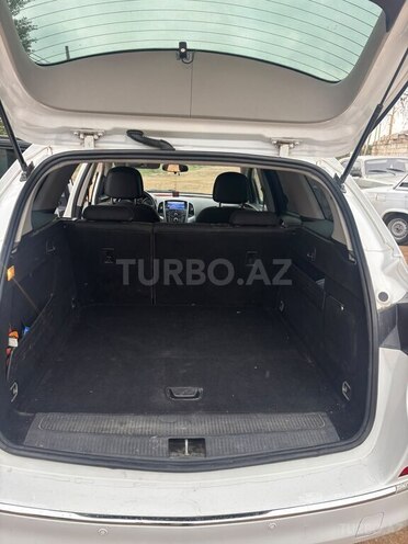 Opel Astra 2013, 342,000 km - 1.7 l - Salyan