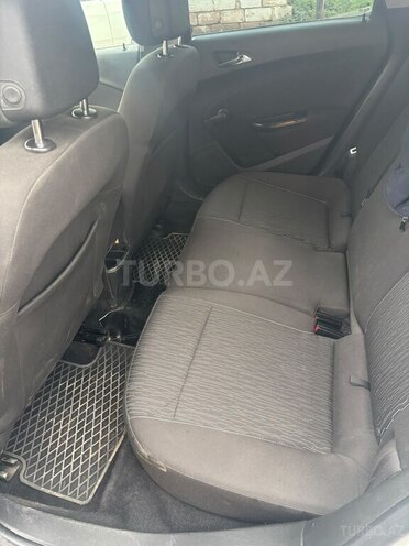 Opel Astra 2013, 342,000 km - 1.7 l - Salyan