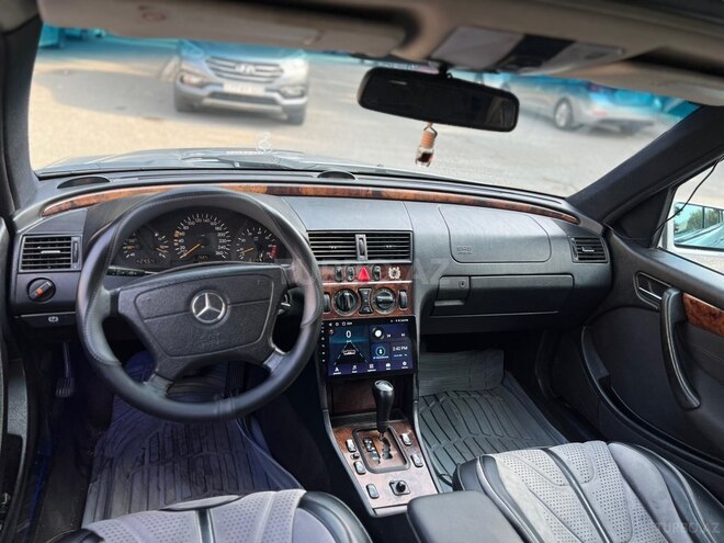Mercedes C 240 2000, 325,000 km - 2.4 л - Bakı