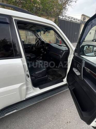 Mitsubishi Pajero 2010, 232,639 km - 3.5 l - Bakı
