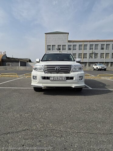 Toyota Land Cruiser 2012, 124,000 km - 4.6 l - Bakı