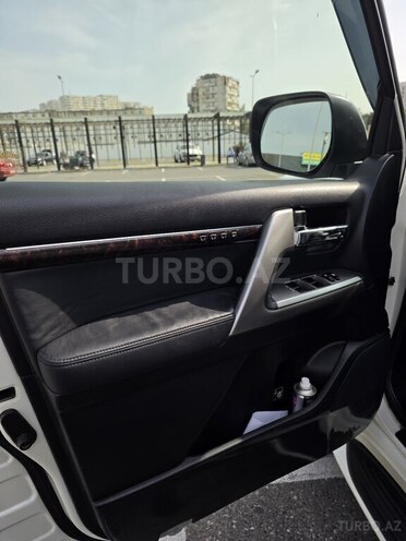 Toyota Land Cruiser 2012, 124,000 km - 4.6 l - Bakı