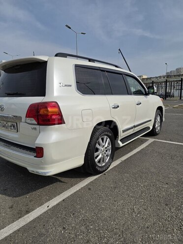 Toyota Land Cruiser 2012, 124,000 km - 4.6 l - Bakı