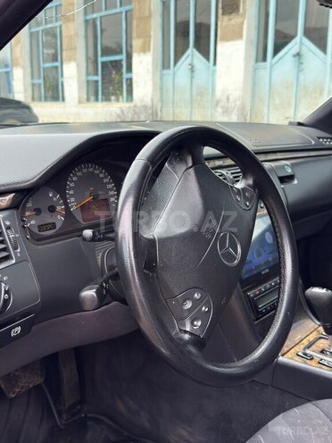 Mercedes E 220 1999, 320,000 km - 2.2 l - Astara