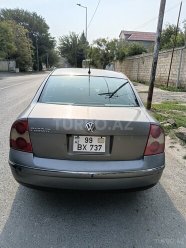 Volkswagen Passat 2002, 250,000 km - 1.8 л - Sumqayıt