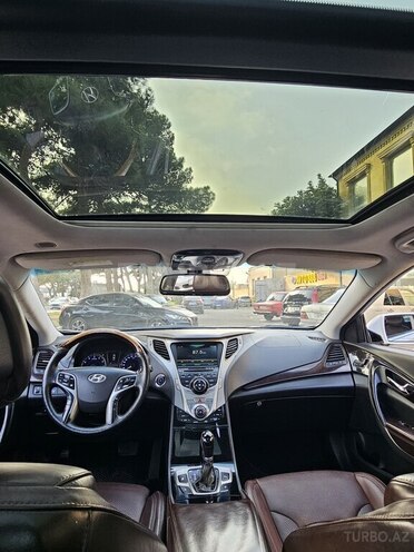 Hyundai Grandeur 2011, 296,859 km - 3.0 л - Bakı