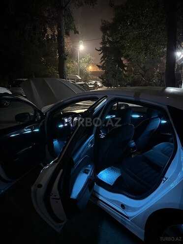 Ford Fusion (North America) 2019, 290,000 km - 2.0 л - Sumqayıt