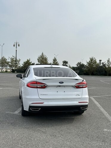 Ford Fusion (North America) 2019, 290,000 km - 2.0 л - Sumqayıt