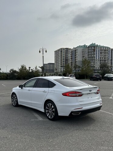 Ford Fusion (North America) 2019, 290,000 km - 2.0 л - Sumqayıt