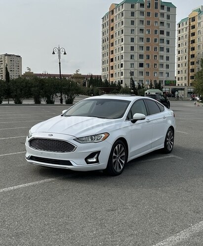 Ford Fusion (North America) 2019, 290,000 km - 2.0 л - Sumqayıt