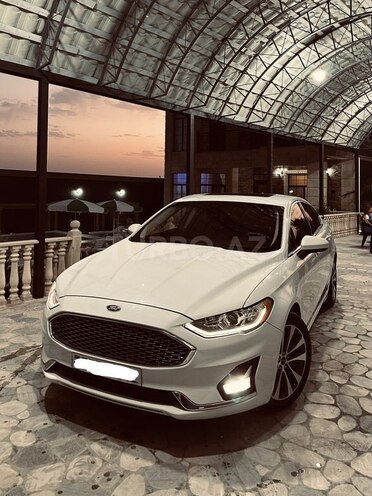 Ford Fusion (North America) 2019, 290,000 km - 2.0 л - Sumqayıt
