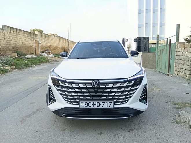 Changan  2025, 43,000 km - 1.5 l - Bakı