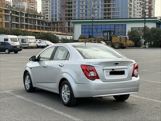 Chevrolet Aveo 2013, 318,000 km - 1.4 л - Sumqayıt