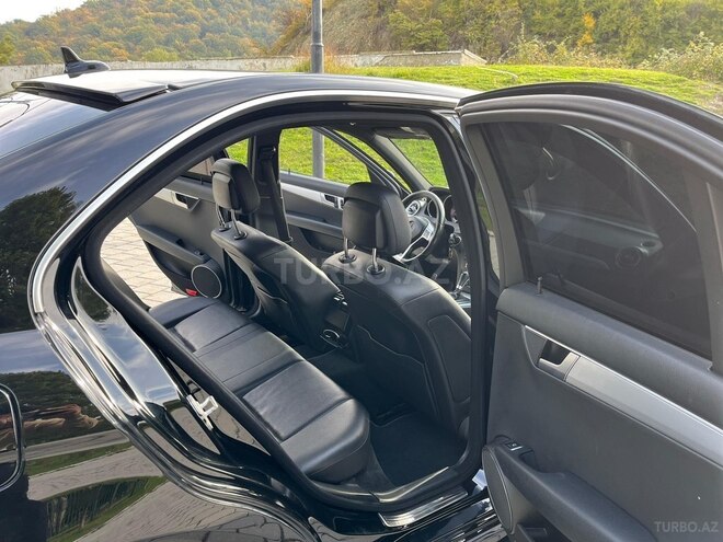 Mercedes C 250 2012, 245,000 km - 1.8 l - Bakı