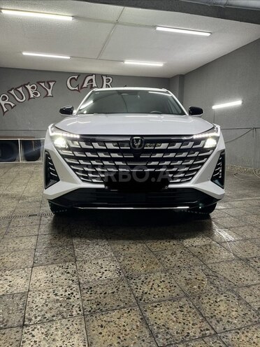 Changan  2025, 12,000 km - 1.5 л - Bakı
