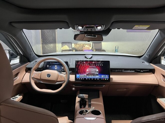 Changan  2025, 12,000 km - 1.5 л - Bakı