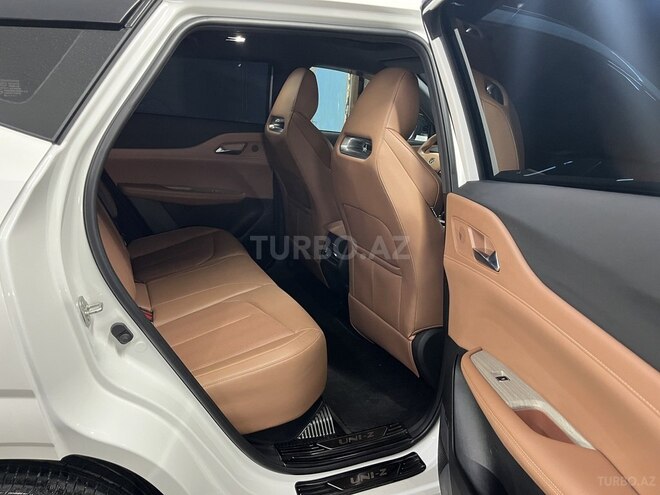 Changan  2025, 12,000 km - 1.5 л - Bakı