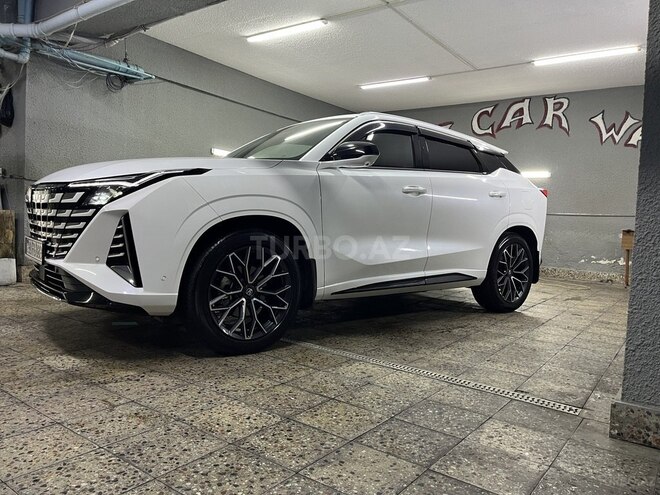 Changan  2025, 12,000 km - 1.5 л - Bakı