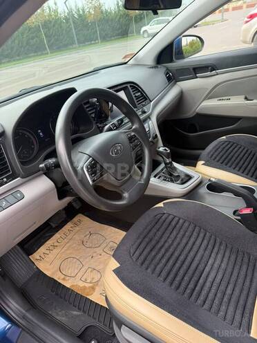 Hyundai Elantra 2017, 154,048 km - 2.0 l - Bakı