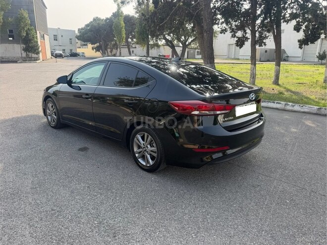 Hyundai Elantra 2017, 81,000 km - 2.0 л - Bakı