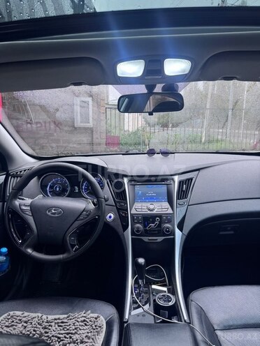 Hyundai Sonata 2012, 203,000 km - 2.4 l - Şəki