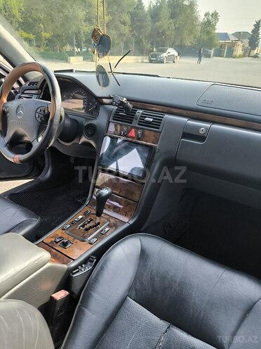 Mercedes E 270 2000, 485,540 km - 2.7 l - Bakı
