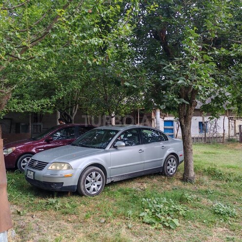 Volkswagen Passat 2004, 175,000 km - 1.8 l - Bakı