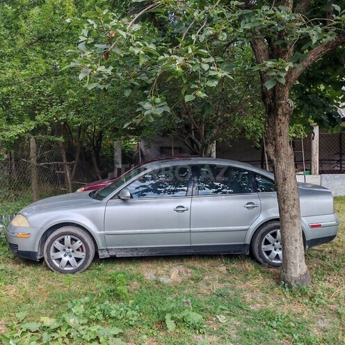 Volkswagen Passat 2004, 175,000 km - 1.8 l - Bakı