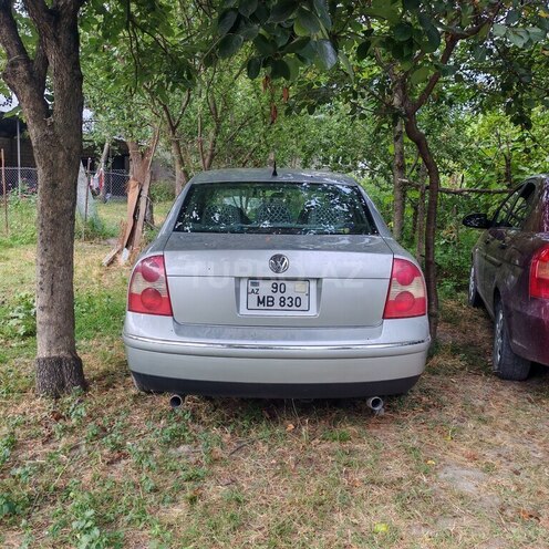 Volkswagen Passat 2004, 175,000 km - 1.8 l - Bakı