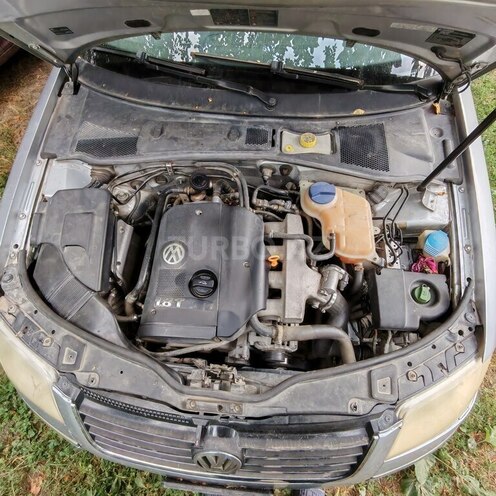 Volkswagen Passat 2004, 175,000 km - 1.8 l - Bakı