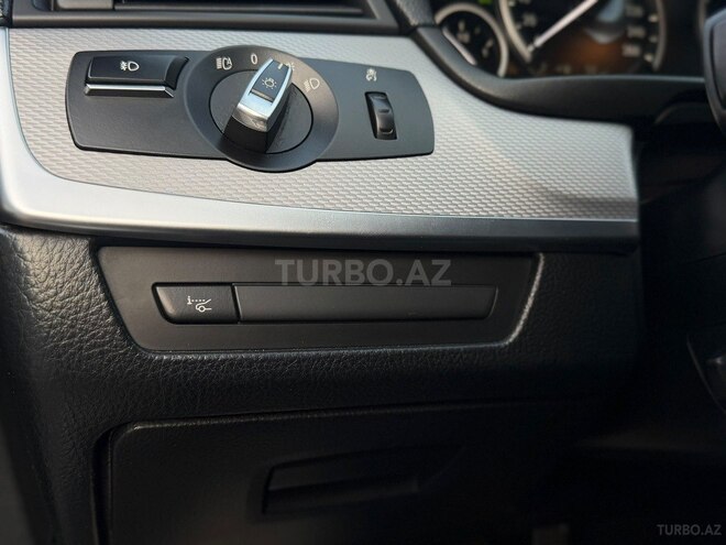 BMW 528 2015, 120,000 km - 2.0 л - Gəncə