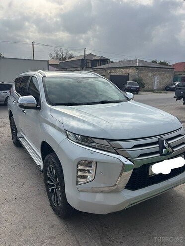 Mitsubishi Pajero Sport
