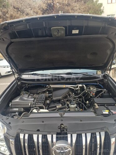Toyota Land Cruiser Prado 2011, 180,000 km - 2.7 л - Bakı
