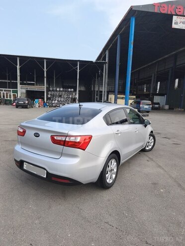 Kia Rio 2015, 181,000 km - 1.6 л - Bakı