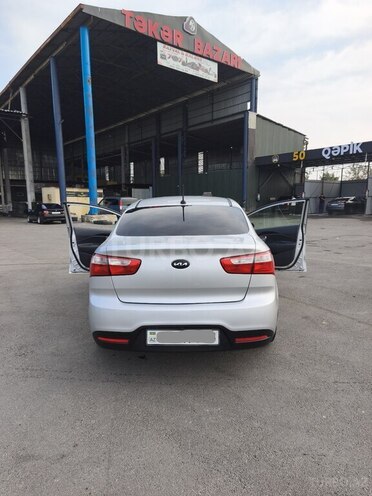 Kia Rio 2015, 181,000 km - 1.6 л - Bakı