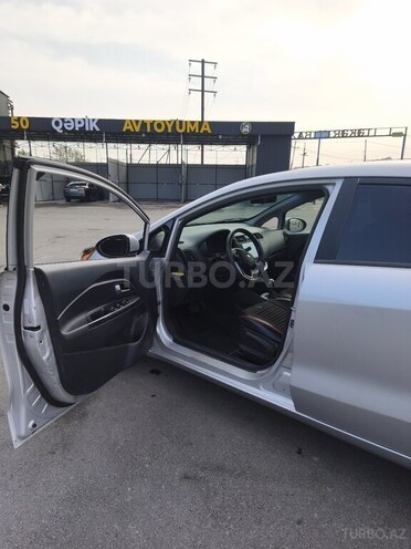Kia Rio 2015, 181,000 km - 1.6 л - Bakı