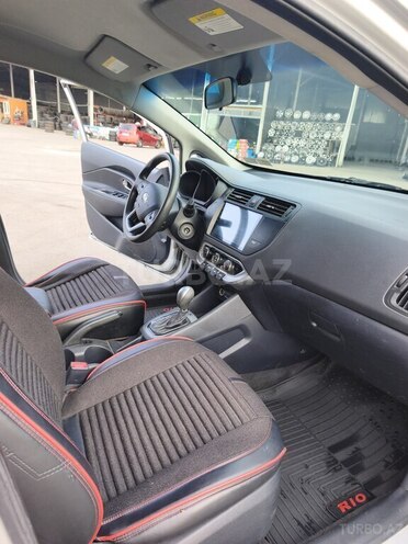 Kia Rio 2015, 181,000 km - 1.6 л - Bakı