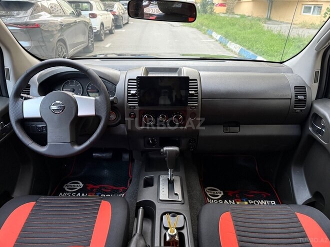 Nissan Navara 2013, 188,500 km - 2.5 л - Bakı