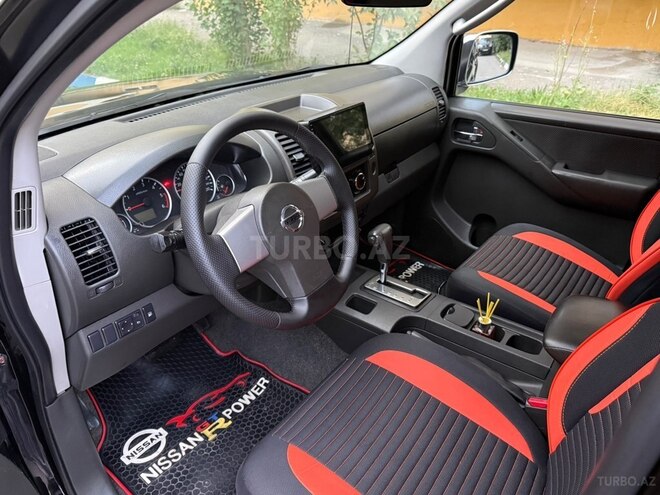 Nissan Navara 2013, 188,500 km - 2.5 л - Bakı
