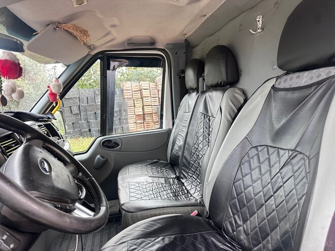 Ford Transit 2006, 530,550 km - 2.4 l - Astara