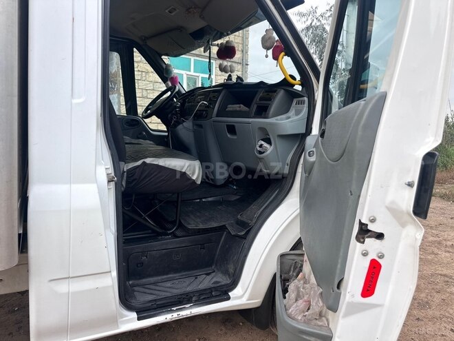 Ford Transit 2006, 530,550 km - 2.4 l - Astara