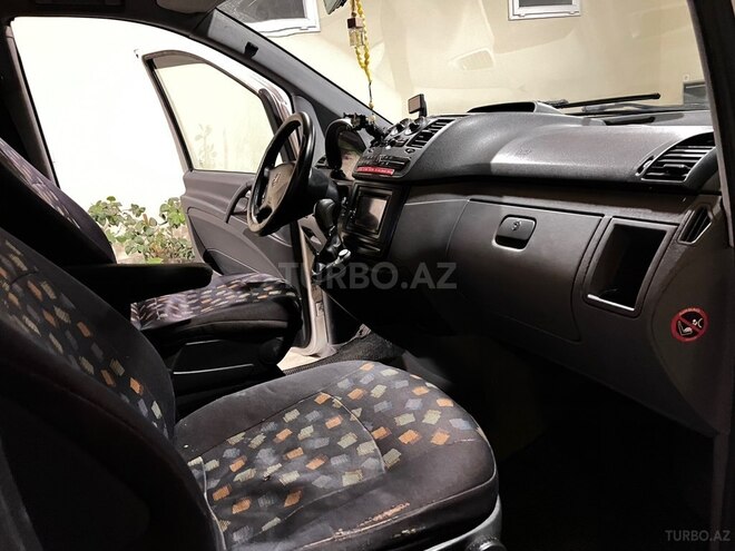 Mercedes  2009, 319,000 km - 2.1 l - Bakı