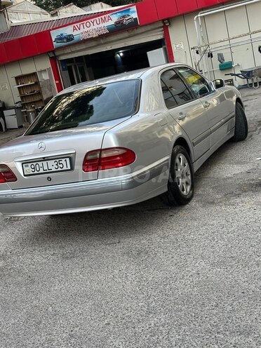 Mercedes E 200 1999, 380,000 km - 2.0 l - Bakı