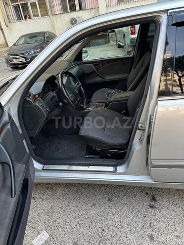 Mercedes E 200 1999, 380,000 km - 2.0 l - Bakı