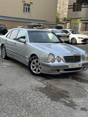 Mercedes E 200 1999, 380,000 km - 2.0 l - Bakı