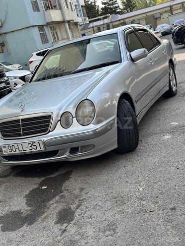Mercedes E 200 1999, 380,000 km - 2.0 l - Bakı