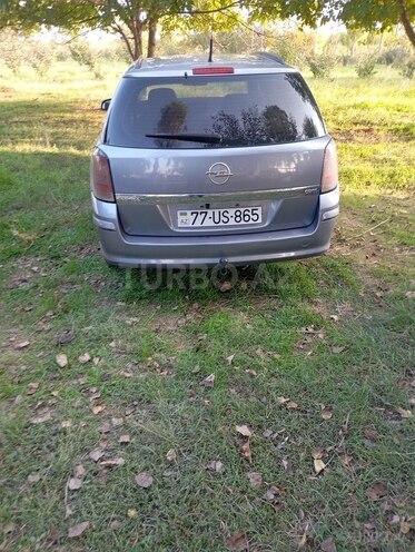 Opel Astra 2006, 348,000 km - 1.3 l - Qusar